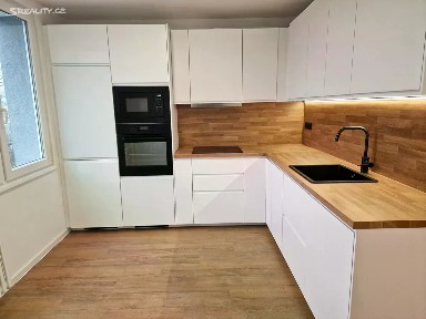 Pronájem bytu 3+1 67 m² Pomněnková, Trutnov - Horní Staré Město