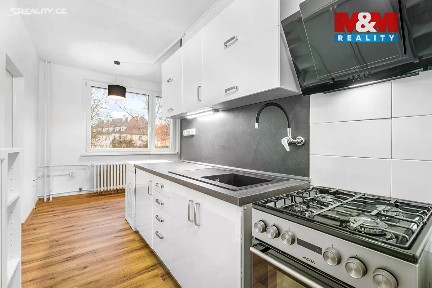 Prodej bytu 3+1 64 m² Ve Smyčce, Ústí nad Labem - Ústí nad Labem-centrum