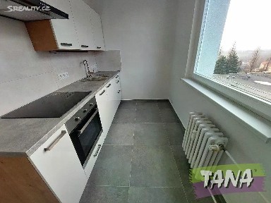 Pronájem bytu 2+1 57 m² Diamantová, Turnov