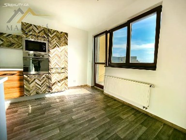 Pronájem bytu 1+kk 39 m² Jesenice - Zdiměřice