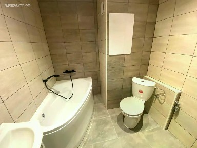 Pronájem bytu 2+kk 42 m² Josefa Suka, Most