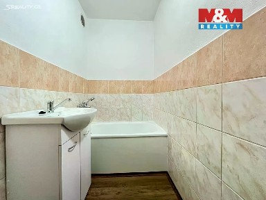 Pronájem bytu 1+1 34 m² Čechova, Chomutov
