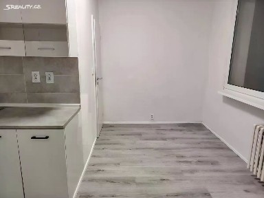 Pronájem bytu 2+1 62 m² 17. listopadu, Chomutov