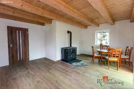 Prodej rodinného domu 71 m², pozemek 874 m² Třemešné - Pavlíkov