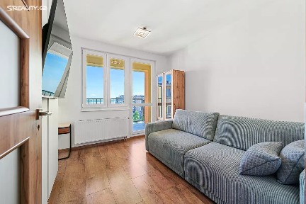 Pronájem bytu 2+kk 36 m² V Honech, Klecany