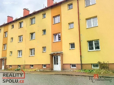 Pronájem bytu 2+1 65 m² Školní, Rybitví
