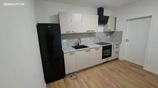 Pronájem bytu 2+1 62 m² Studentská, Jirkov