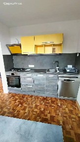 Pronájem bytu 4+1 96 m² Vinohradská, Most