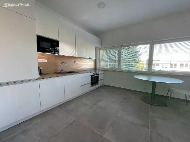 Pronájem bytu 1+kk 66 m² Lešetín I, Zlín