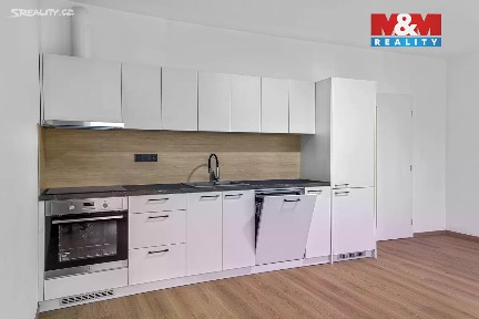 Prodej bytu 1+kk 32 m² Antonína Petrofa, Hradec Králové - Nový Hradec Králové