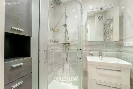 Pronájem bytu 3+kk 66 m² Brtnická, Jihlava