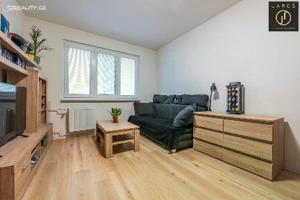 Prodej bytu 1+1 35 m² Komenského, Odolena Voda