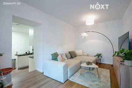 Pronájem bytu 2+1 48 m² Masarykova, Třebenice
