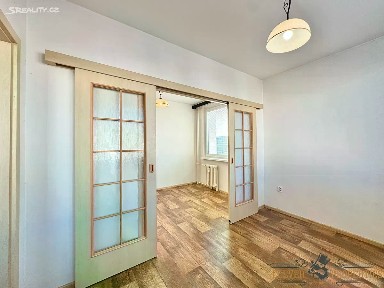 Pronájem bytu 4+1 74 m² Jana Masaryka, Hradec Králové - Nový Hradec Králové