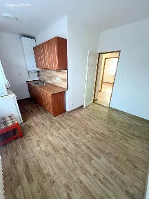 Prodej bytu 3+1 65 m² Petrohradská, Kladno