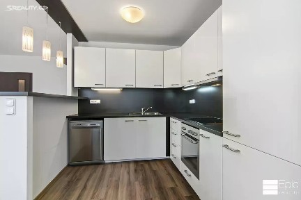 Pronájem bytu 3+kk 78 m² nám. Republiky, Neratovice