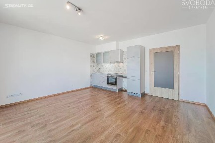 Pronájem bytu 1+kk 34 m² Antonína Petrofa, Hradec Králové - Nový Hradec Králové