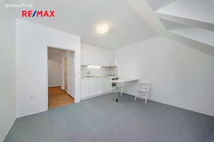 Pronájem bytu 2+kk 42 m² Havlíčkova, Židlochovice