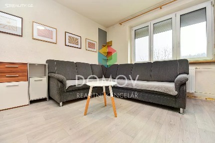 Pronájem bytu 2+1 43 m² Sídliště, Tmaň