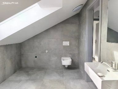 Pronájem bytu 2+1 85 m² Neratovice