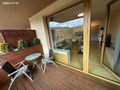 Pronájem bytu 1+kk 36 m² Lázeňská, Slaný