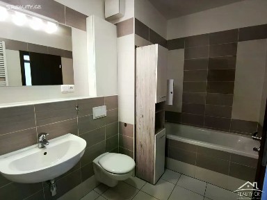 Pronájem bytu 3+1 100 m² Demlova, Jihlava