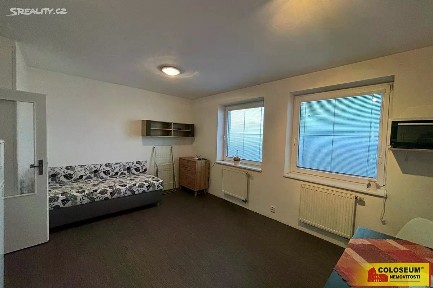 Pronájem bytu 1+kk 25 m² Blansko