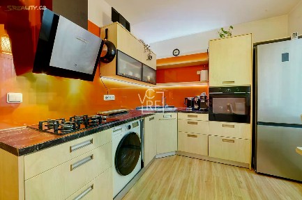 Prodej bytu 3+1 85 m² Severní, Karlovy Vary - Rybáře