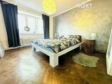 Pronájem bytu 2+1 45 m² Kněžskodvorská, České Budějovice - České Budějovice 3