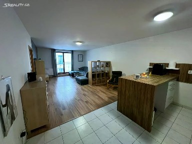 Prodej bytu 2+kk 69 m² Husova, Pardubice - Bílé Předměstí