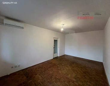 Prodej bytu 2+1 58 m² Hlavní, Otrokovice - Kvítkovice