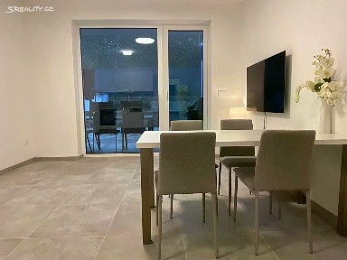 Pronájem bytu 2+kk 44 m² Sádky, Želešice