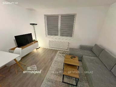 Plzeň, Plzeň-město, Újezd, Safírová, 8