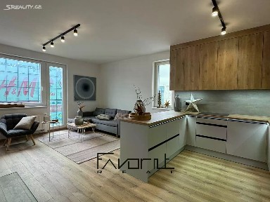 Prodej bytu 3+kk 88 m² Jantarová, Ostrava - Moravská Ostrava