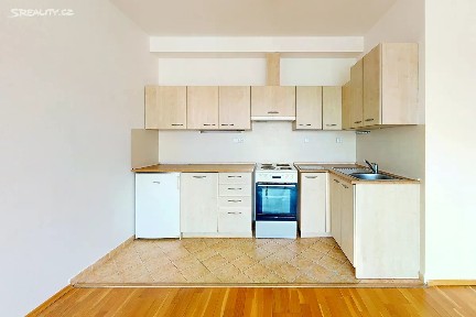 Pronájem bytu 2+kk 43 m² Jar. Haška, České Budějovice - České Budějovice 3