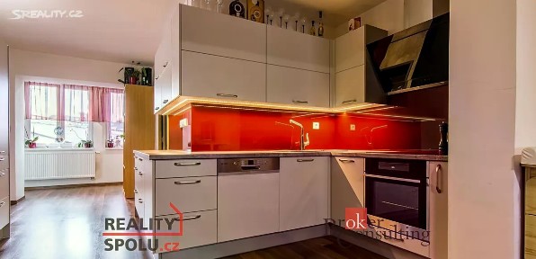 Pronájem bytu 3+1 91 m² Habrmanova, Hradec Králové - Pražské Předměstí