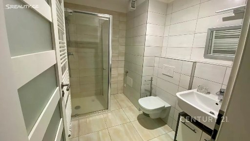 Pronájem bytu 1+kk 36 m² V Parku, Velké Popovice