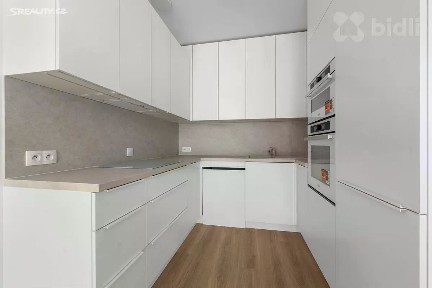 Pronájem bytu 2+kk 51 m² Americká, Kladno - Kročehlavy