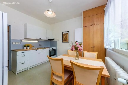 Pronájem bytu 2+1 56 m² Slunečná, Jince