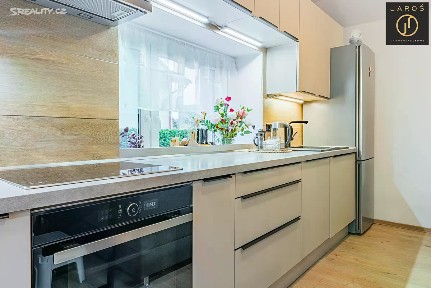 Prodej bytu 3+kk 54 m² U Hřiště, Tuchoměřice
