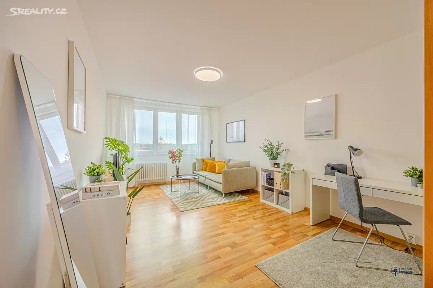 Prodej bytu 2+1 55 m² Výškovická, Ostrava - Zábřeh