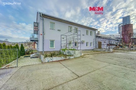 Prodej obchodního prostoru 562 m² Stružná