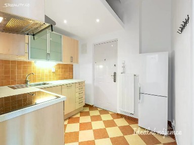 Prodej bytu 2+kk 42 m² Maroldova, Praha - Nusle
