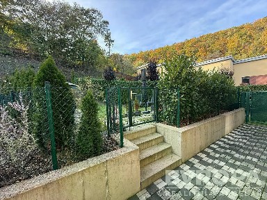 Prodej bytu 4+kk 96 m² Na Krupičárně, Praha - Radotín