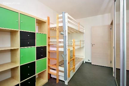 Pronájem bytu 3+kk 75 m² Veronské nám., Praha - Horní Měcholupy