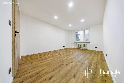 Pronájem bytu 1+kk 28 m² Kotěrova, Prostějov