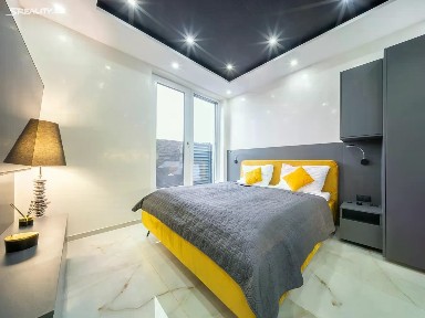 Pronájem bytu 1+kk 26 m² Komenského, Šanov