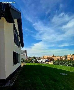 Prodej bytu 4+kk 132 m² Škvorec