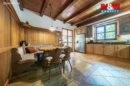 Prodej rodinného domu 494 m², pozemek 1286 m² Ve Stráni, Chomutov