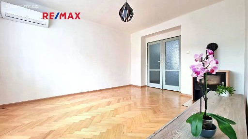 Pronájem bytu 2+1 49 m² Nerudova, České Budějovice - České Budějovice 3